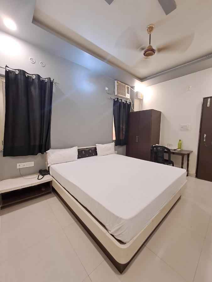 The White Canyon Hotel Varanasi Exterior photo